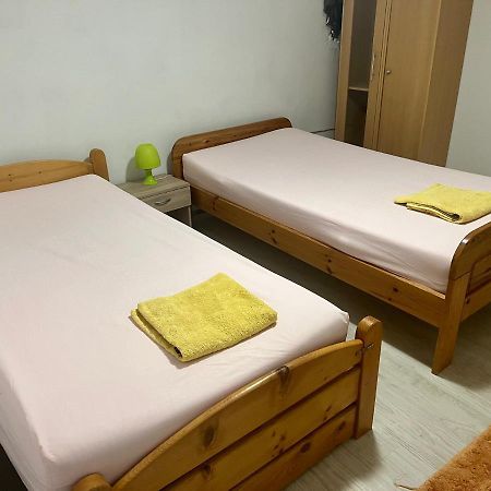 Doppelbett Zimmer Mit Gemeinschaftbad Borgholzhausen Екстер'єр фото