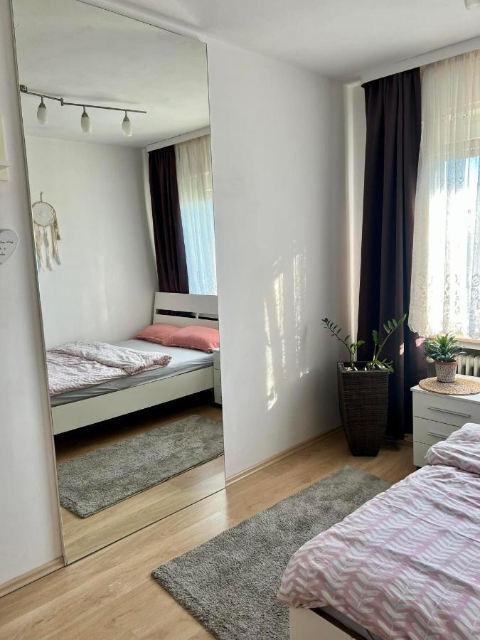 Doppelbett Zimmer Mit Gemeinschaftbad Borgholzhausen Екстер'єр фото